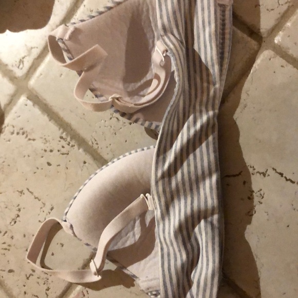 Bra - Picture 2 of 2